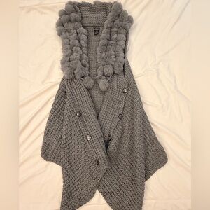 ELF Gray Knit Women's Poncho with Plush Collar
